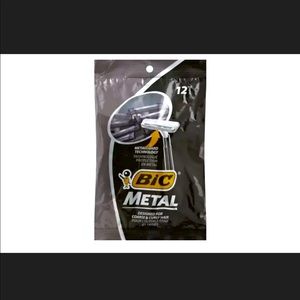 Bic Metal Bar Disposable Razor for Men, 12 Count